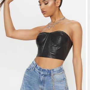 PRETTYLITTLETHING bandeau top